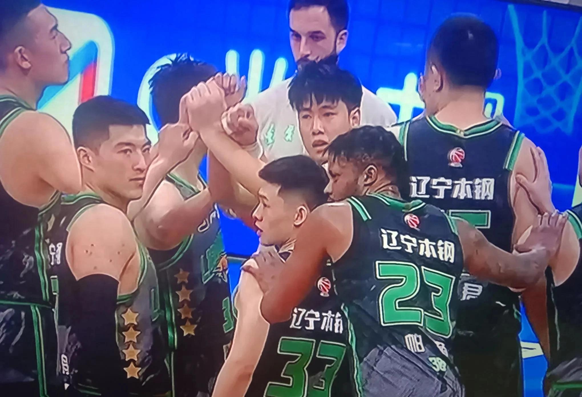 辽宁河北队客场战胜，激烈对决成功压制对手的简单介绍