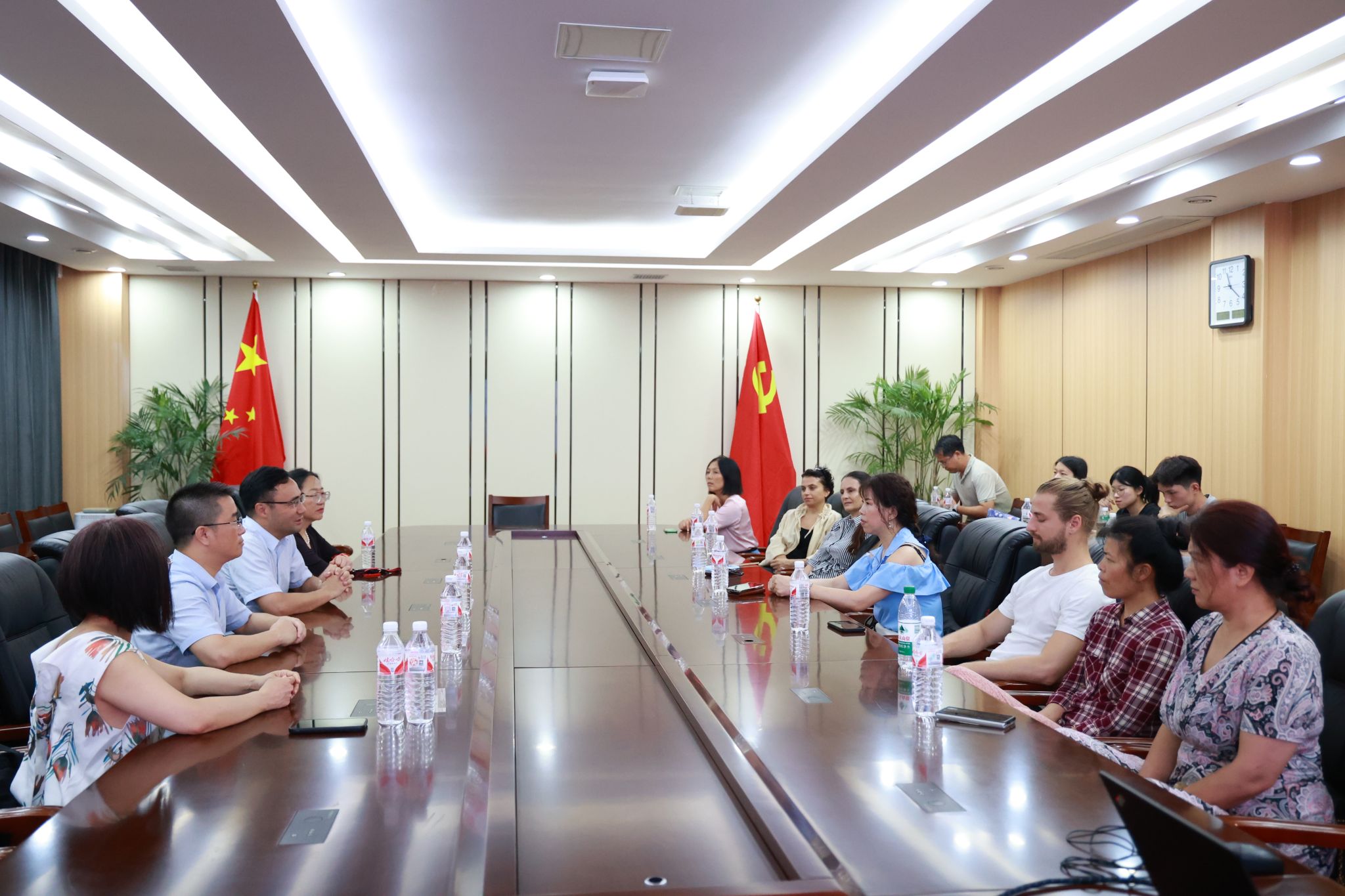 比利时球员在外接受专业培训