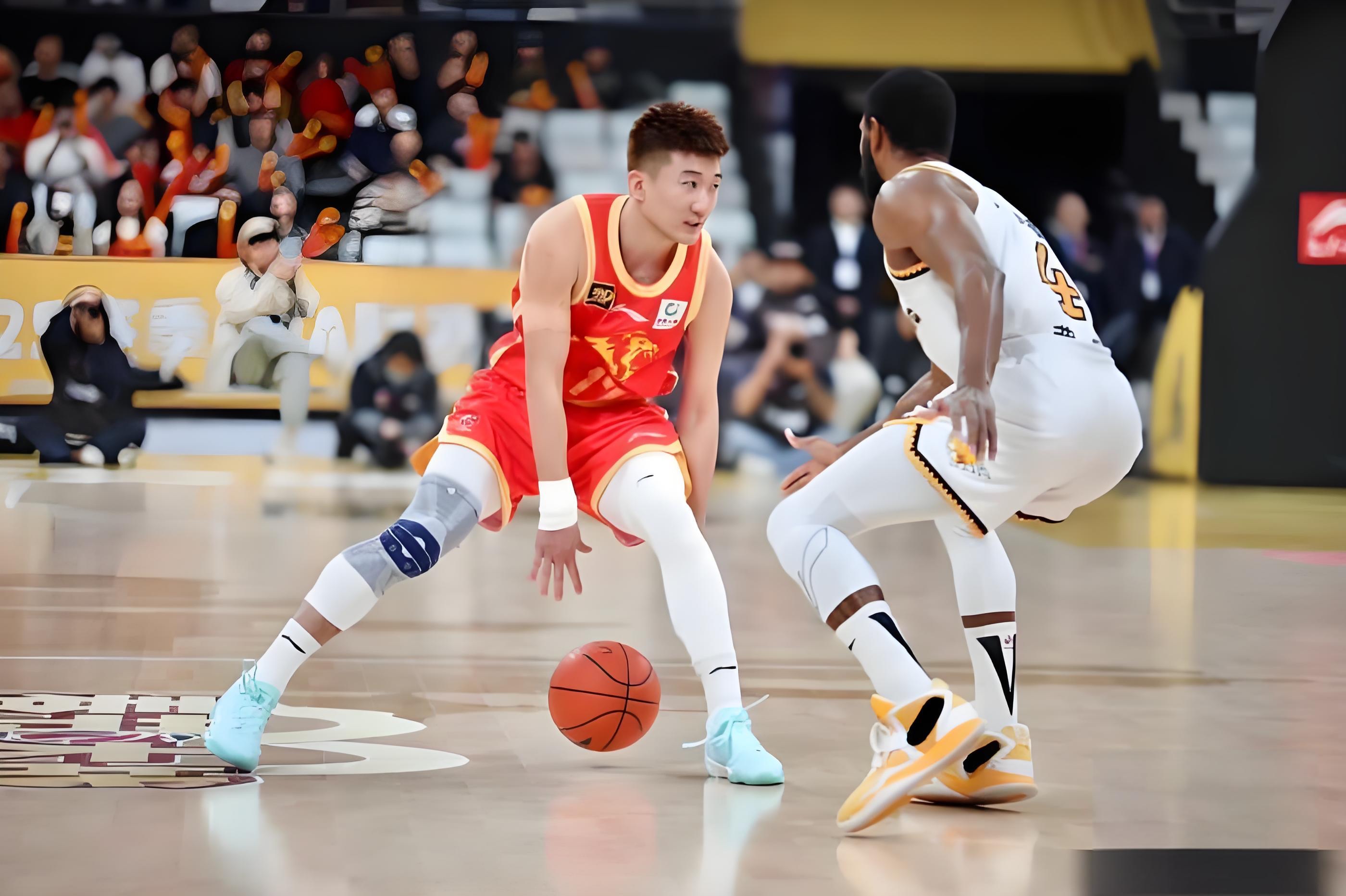 CBA联赛引发篮球热潮，球场上演精彩对决