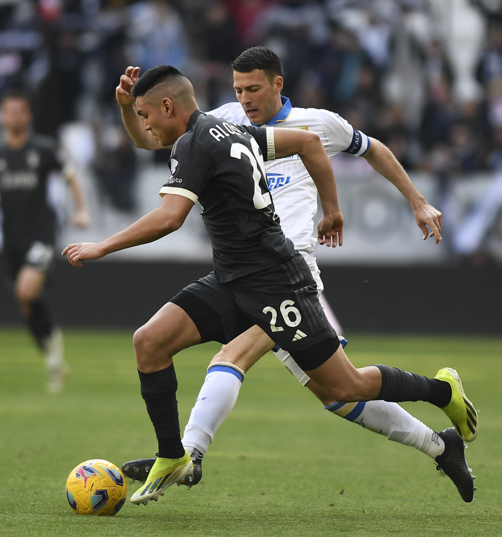 包含尤文图斯球星成功逆袭尤文图斯夺得意甲冠军的词条