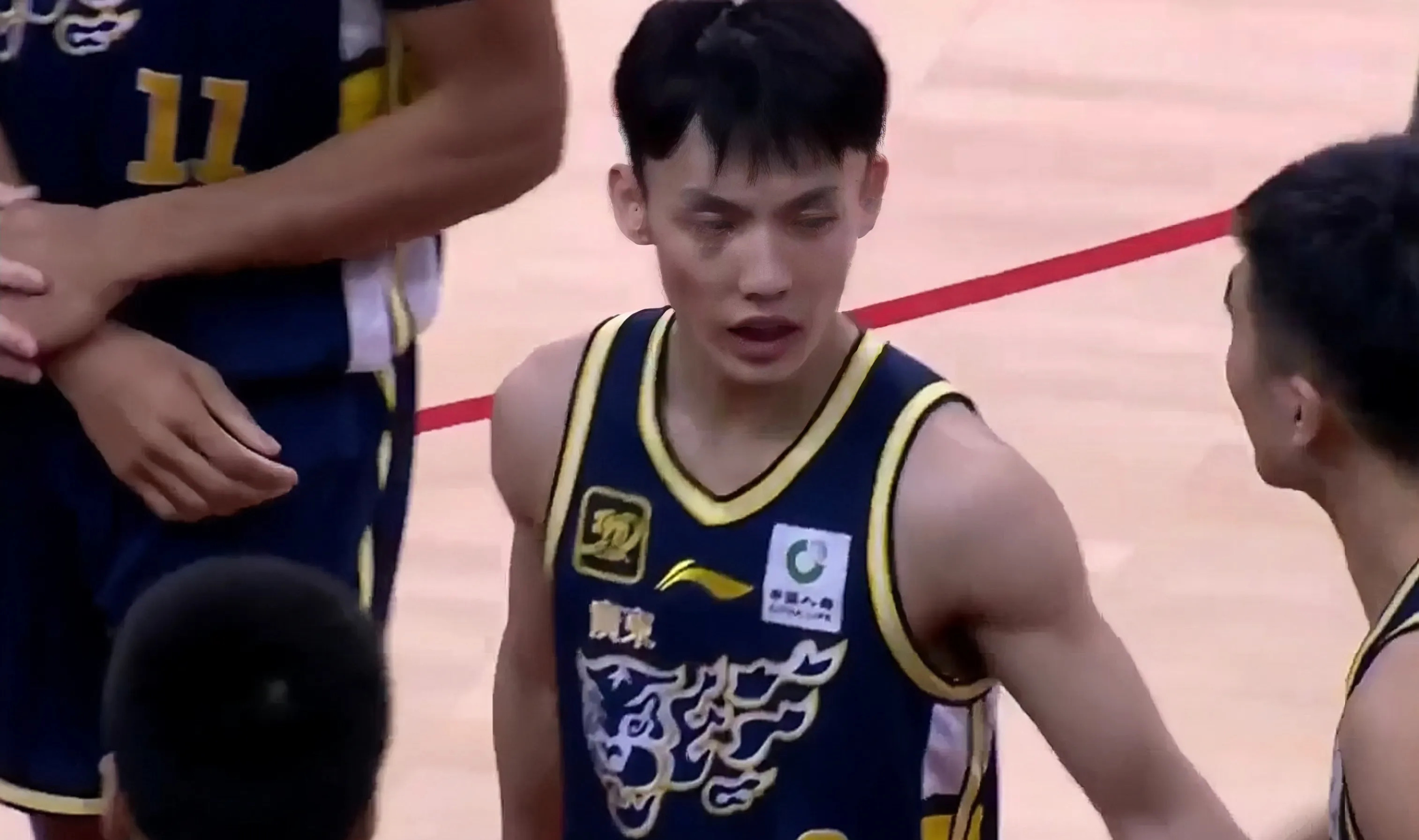 关于来自后卫的得分突破,助球队取得连胜的信息 关于来自后卫的得分突破,助球队取得连胜的信息