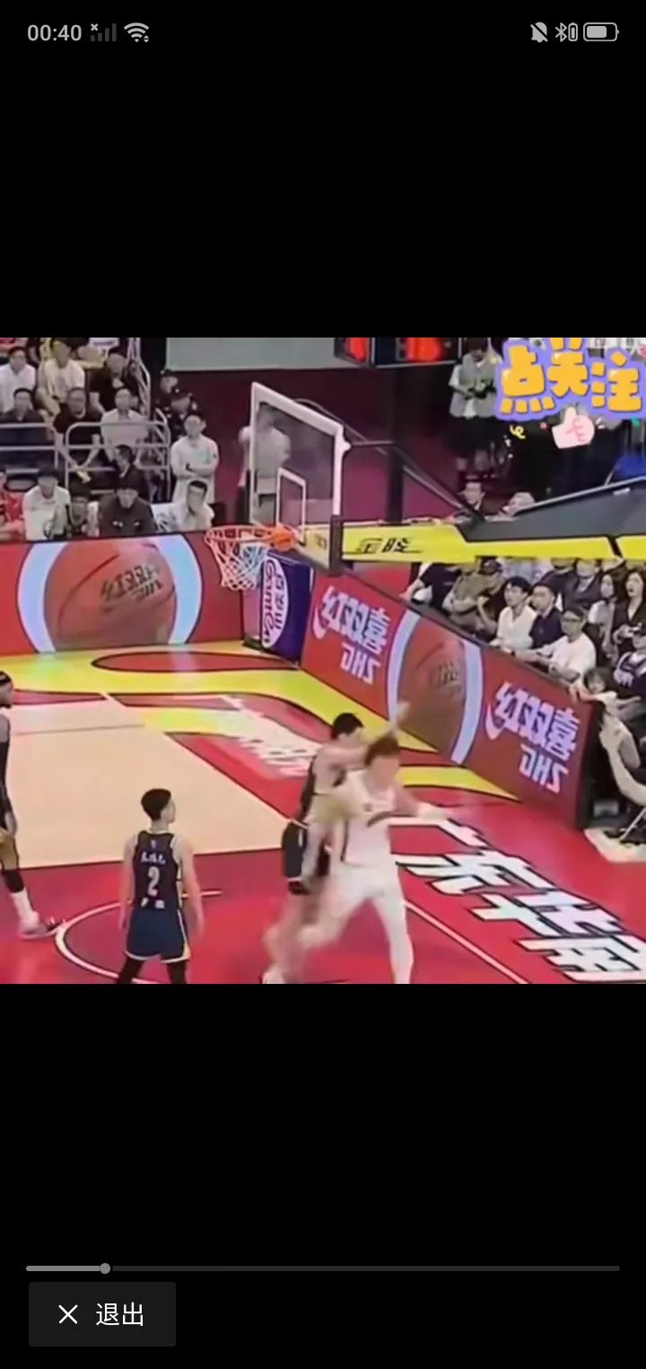 联赛全明星掀起狂热，球迷翘首以待双方对决的简单介绍