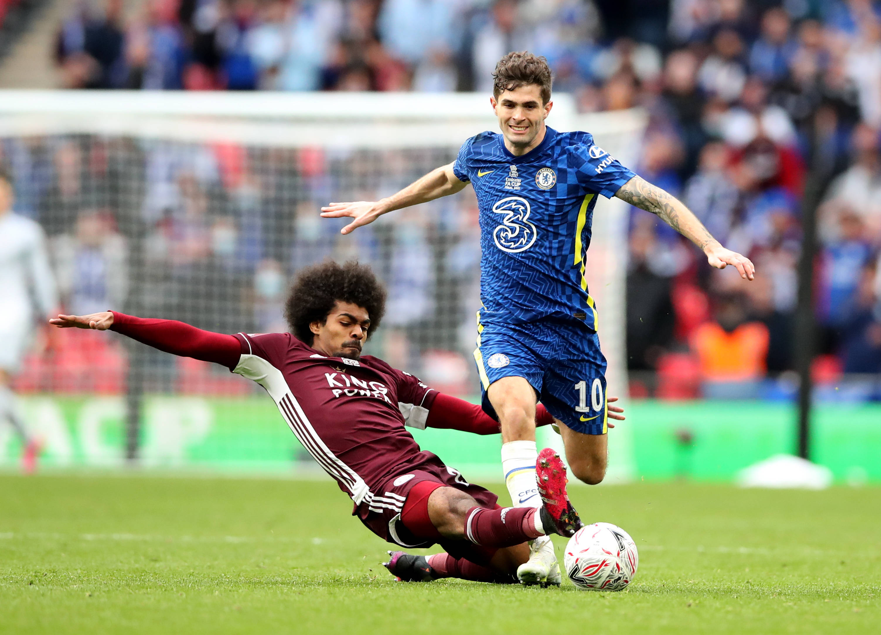 开云体育在线登录-莱切斯特城队在场上取得胜利